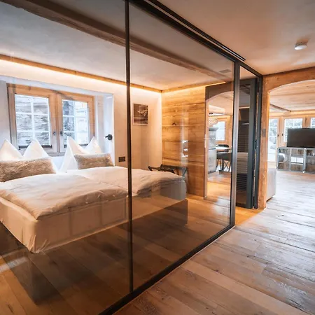 Alpine Nest 1895 Апартаменты *