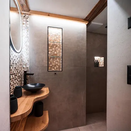 Апартаменты Alpine Nest 1895 Церматт